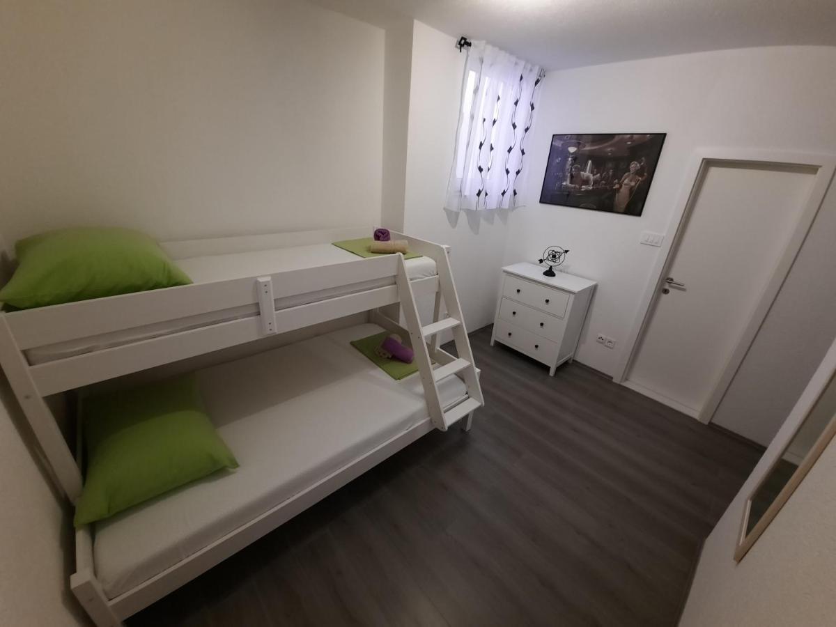 Ferienwohnung Apartman The Godfather Makarska Exterior foto